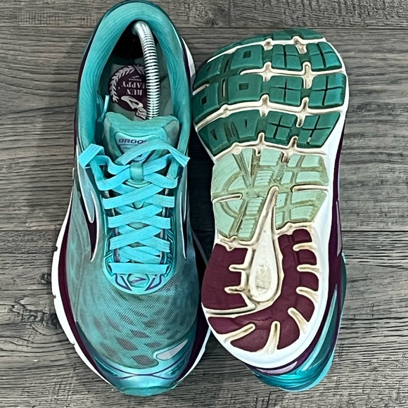 Brooks Women's Transcend 3 Running Shoe Size 9.5 - Picture 13 of 14